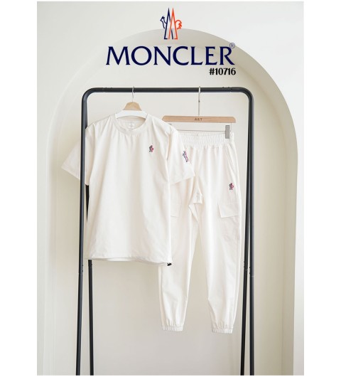 몽클레어 남여공용 자수로고 반팔&조거팬츠 셋  (국내배송)