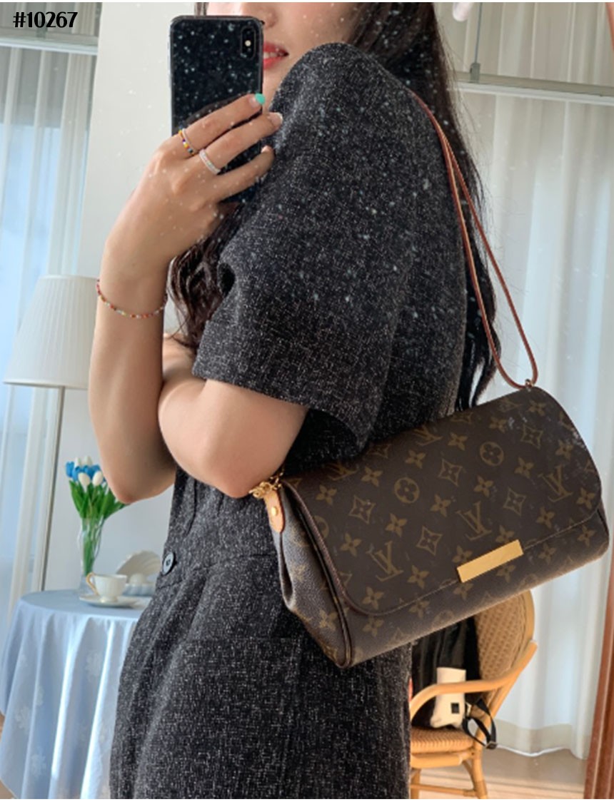 Louis Vuitton] 루이비통 모노그램 페이보릿 MM 체인숄더백 (국내배송)