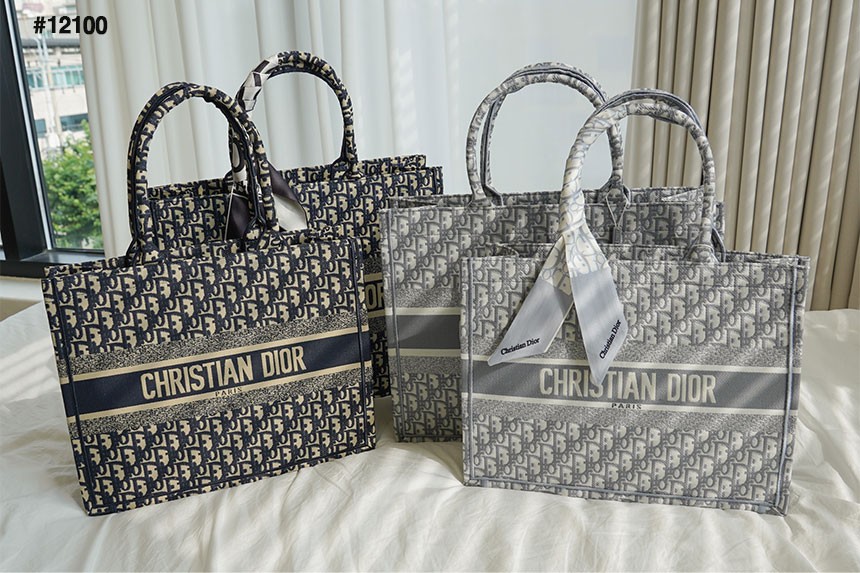 크리스찬 디올 수입 오블리크 BOOK TOTE 백(국내배송)