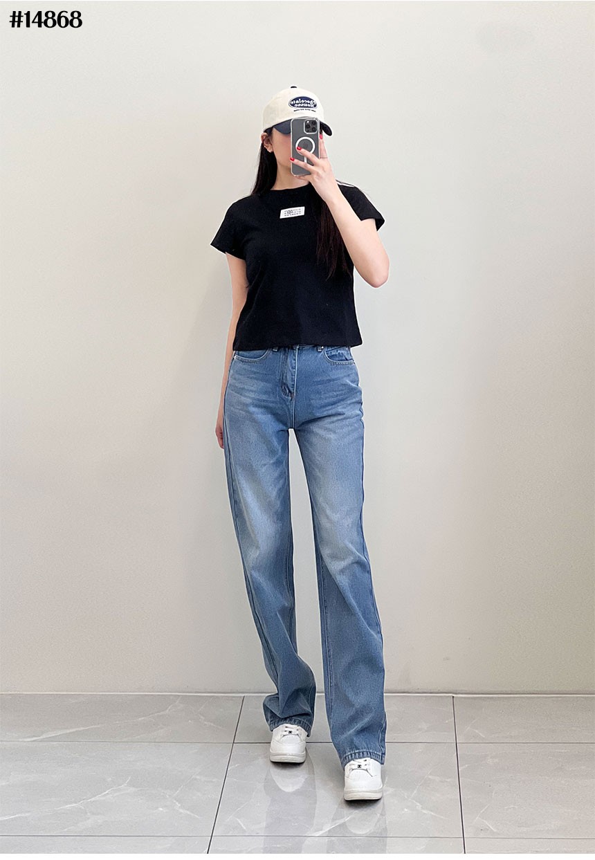 메종마르지엘라 여성 MM6 넘버링 패치 세미 크롭 반팔 티셔츠 (국내배송)