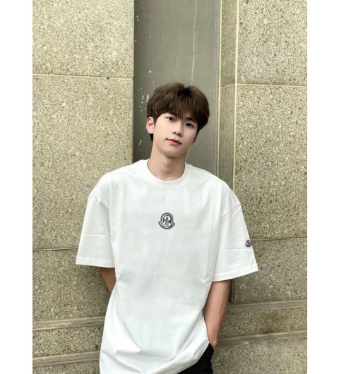 몽클레어 반팔 티셔츠 (해외배송)