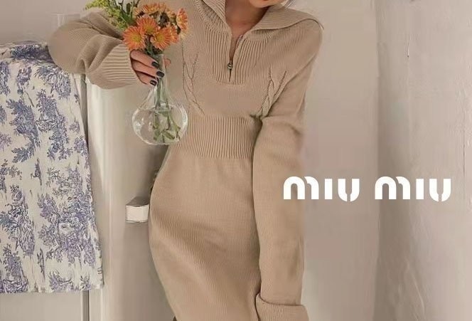 미우미우 엔써 원피스 국내배송