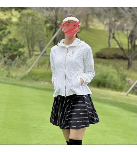 마크앤로나 큐빅 로고포인트 우븐 아우터 국내배송
