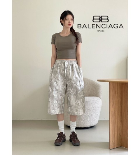 발렌시아가 B 카모 버뮤다 카고 하프 국내배송
